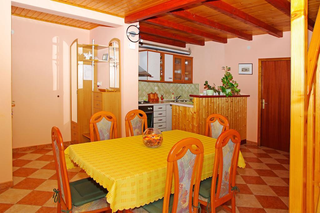 Apartments Julija Vela Luka Chambre photo