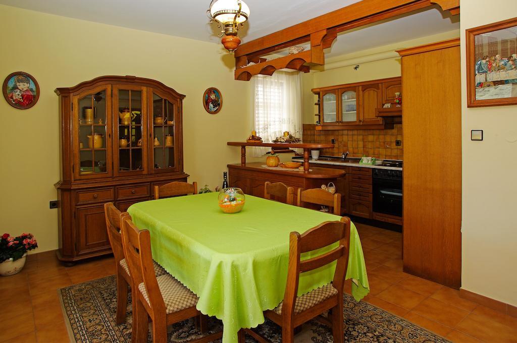 Apartments Julija Vela Luka Chambre photo